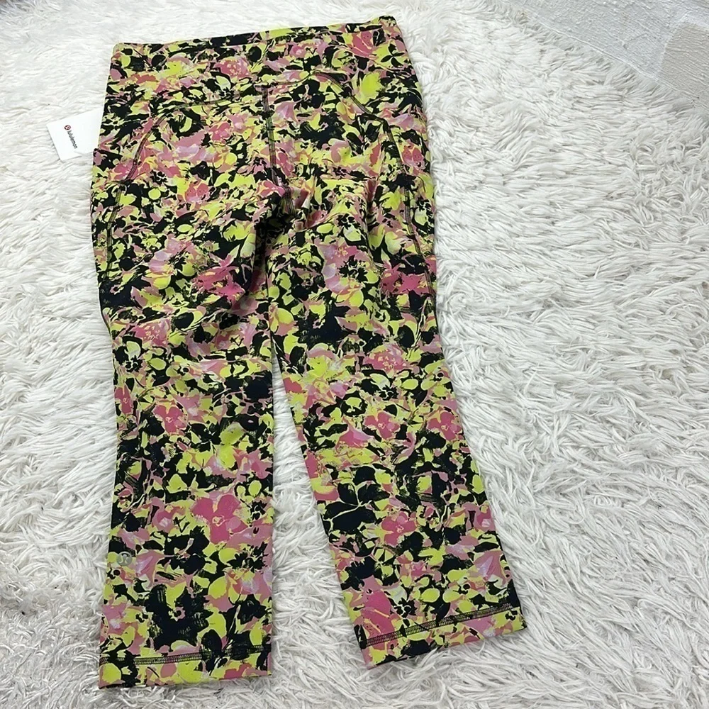 NWT Lululemon Swift Speed High-Rise Crop 21